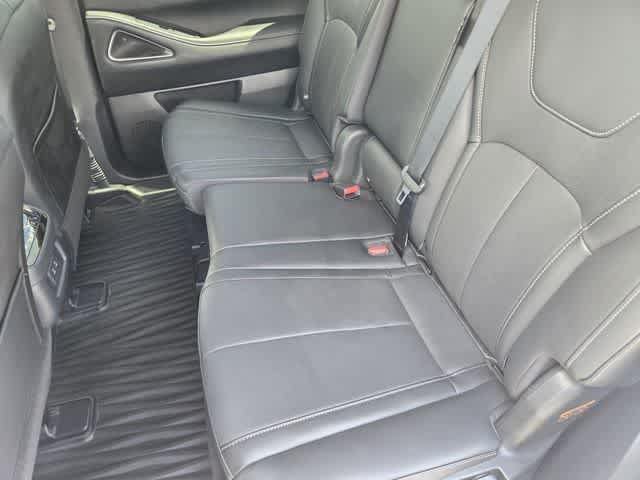 Certified 2027 INFINITI QX60 Luxe w/ Cargo Package FWD image 13