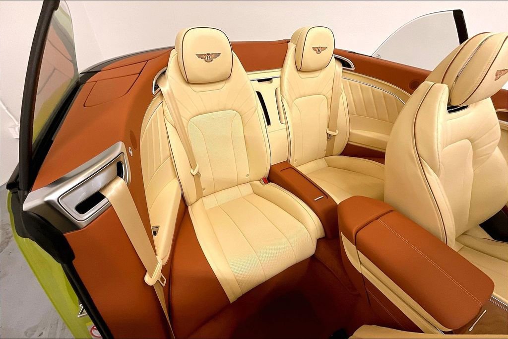 Used 2024 Bentley Continental GT AWD/4WD image 28