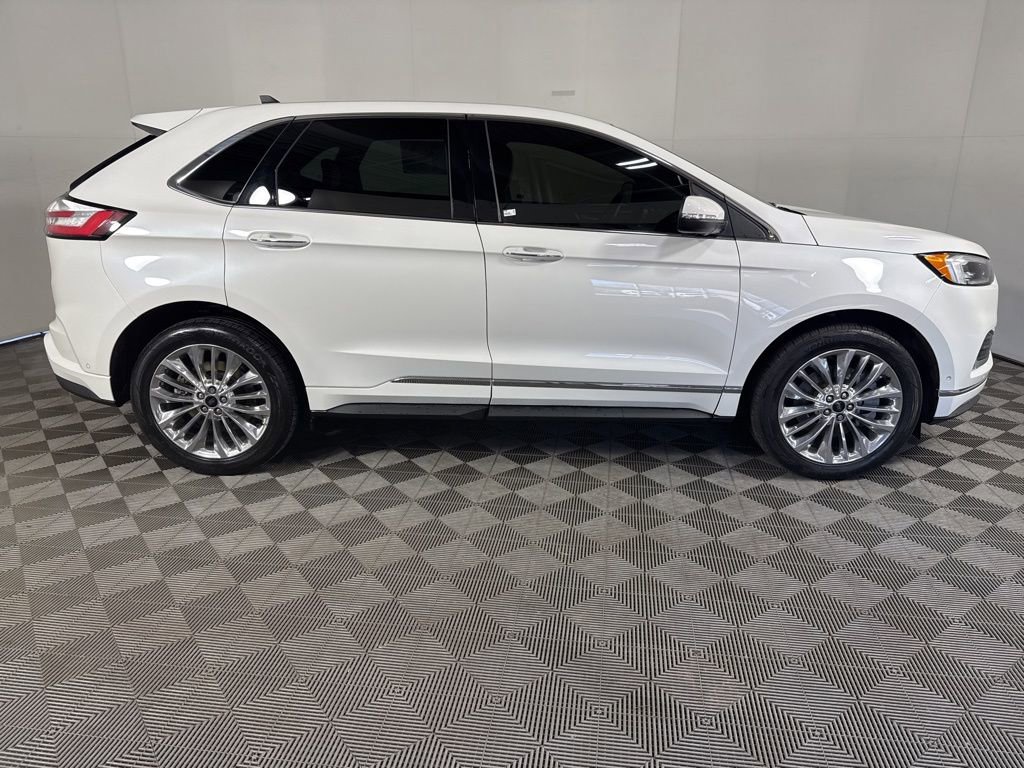 Used 2024 Ford Edge Titanium w/ Titanium Elite Package image 11