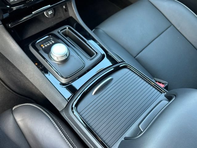 Used 2022 Chrysler 300 S w/ Comfort Group RWD image 24