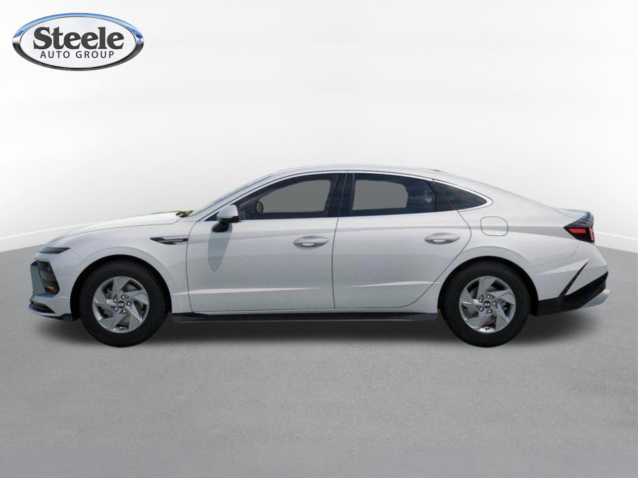 New 2025 Hyundai Sonata SE FWD image 3