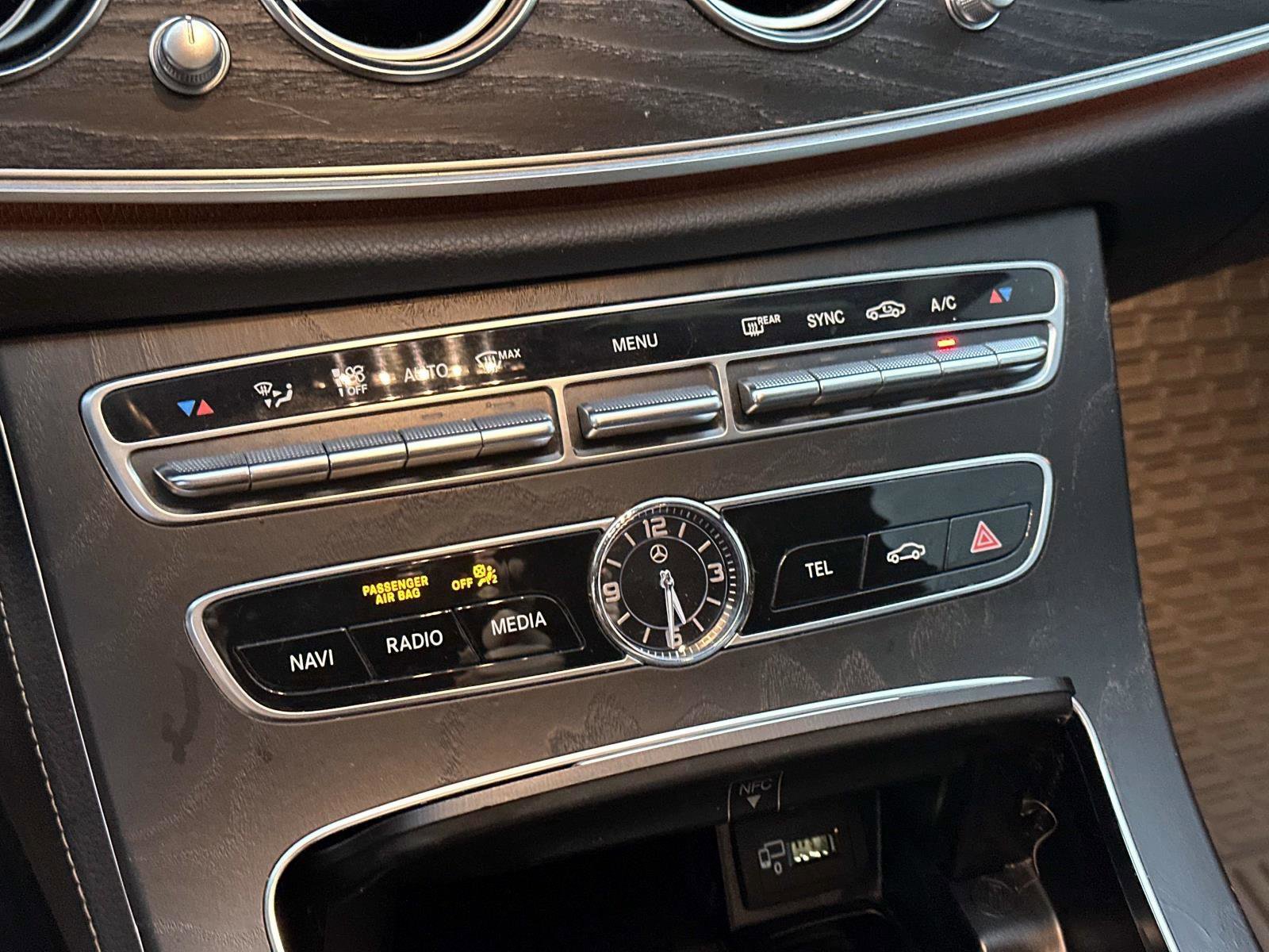 Certified 2018 Mercedes-Benz E 300 image 21