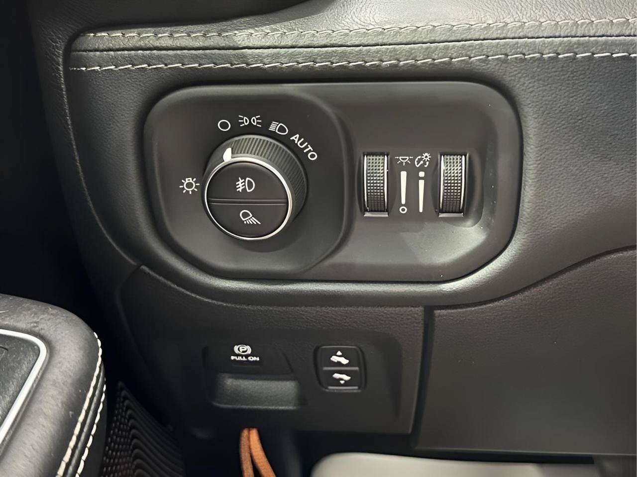 Used 2021 RAM 1500 Limited w/ Night Edition AWD/4WD image 14