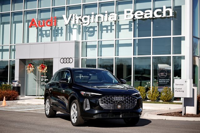 New 2025 Audi Q5 Premium Plus image 1