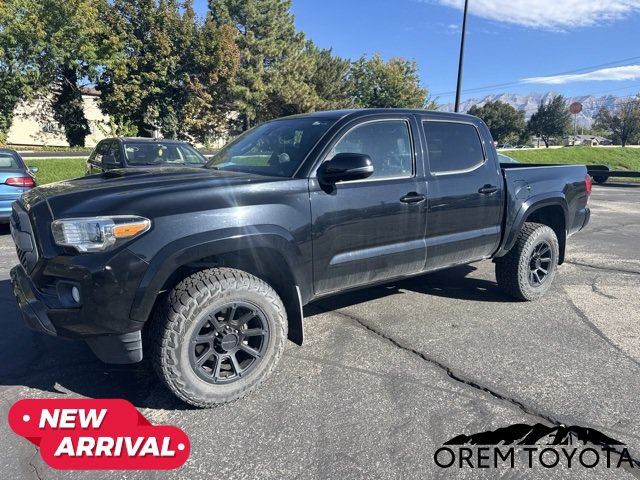 Used 2019 Toyota Tacoma TRD Sport AWD/4WD image 12