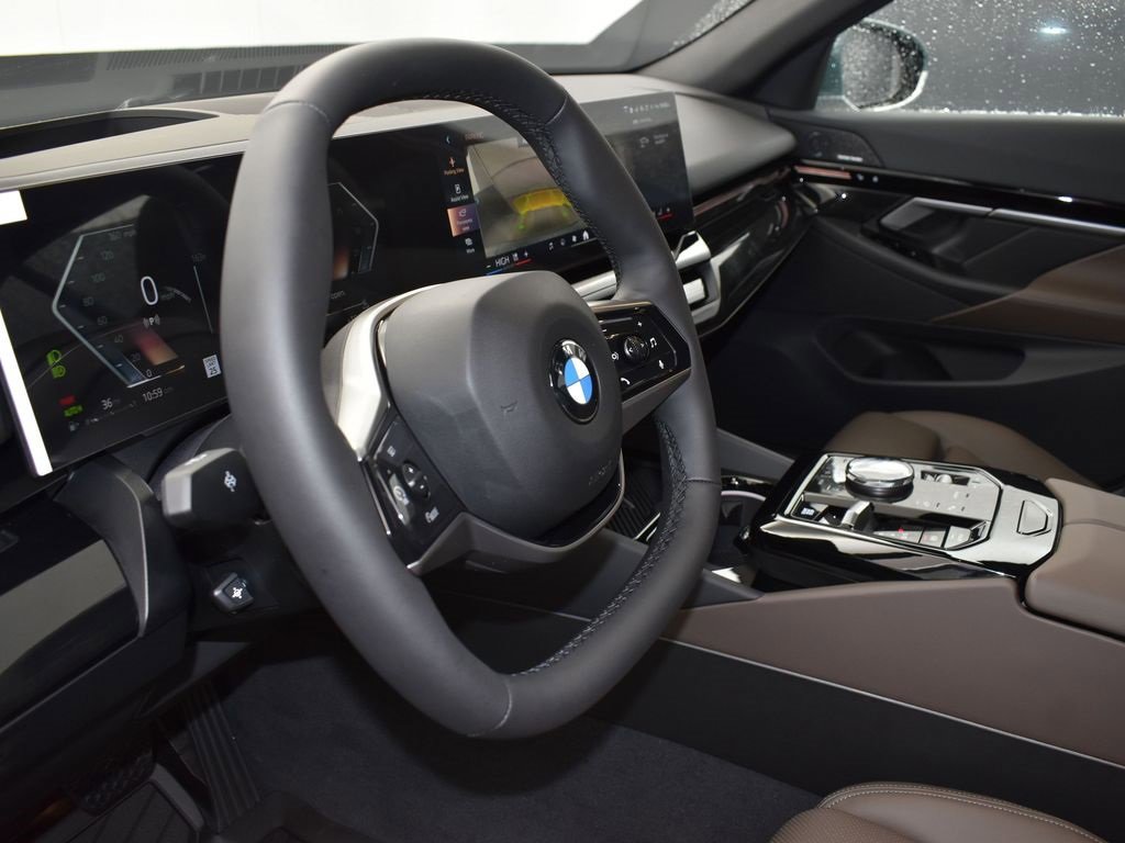 New 2026 BMW 530i w/ Premium Package image 12
