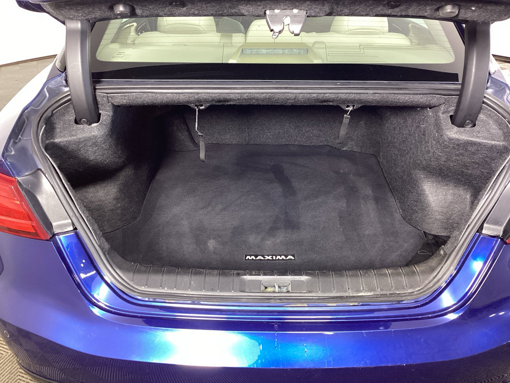 Used 2018 Nissan Maxima Platinum image 12