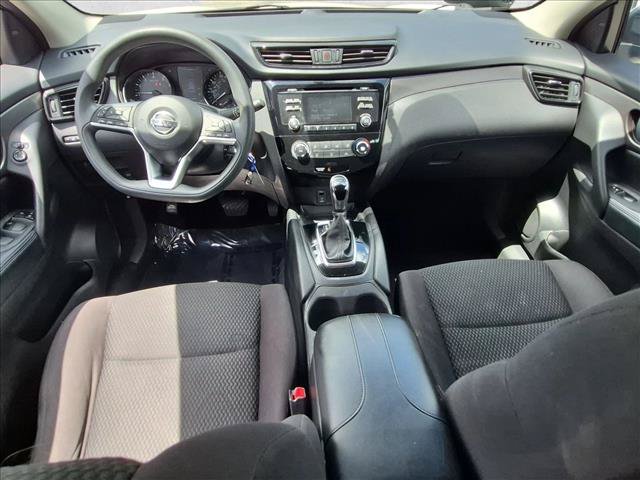 Used 2018 Nissan Rogue Sport S w/ S Appearance Package FWD image 16