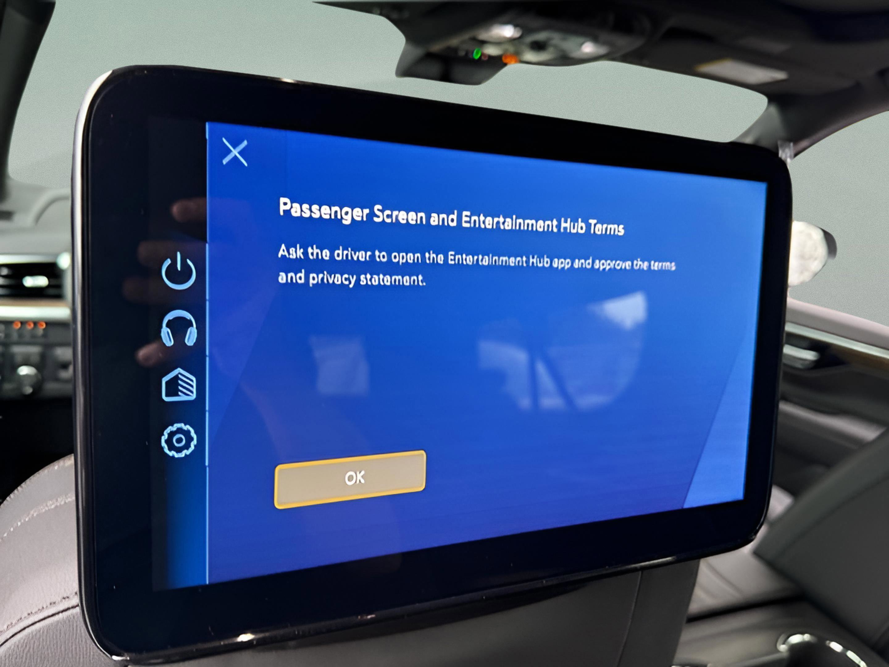 New 2026 Chevrolet Suburban High Country image 17