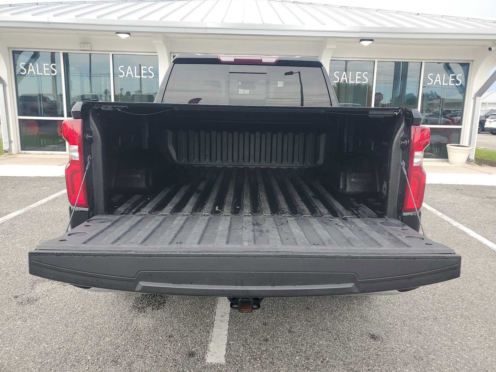 Used 2023 Chevrolet Silverado 1500 LTZ w/ LTZ Convenience Package II AWD/4WD image 6