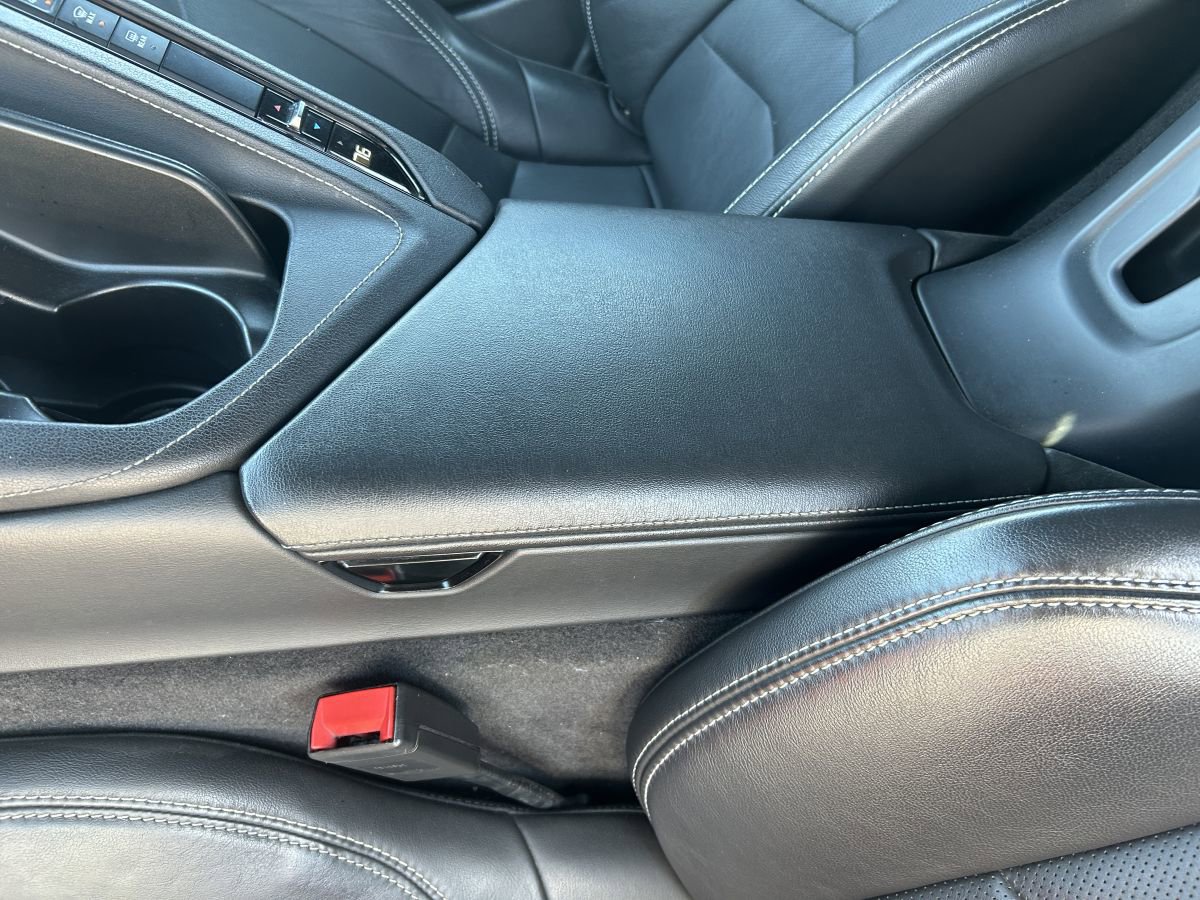 Used 2023 Chevrolet Corvette Stingray Coupe w/ Z51 Performance Package image 12