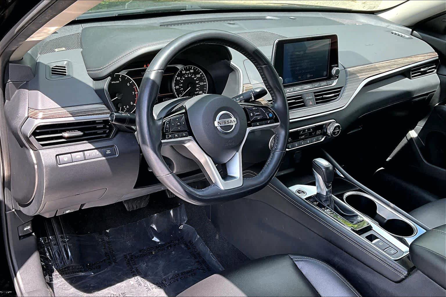 Used 2021 Nissan Altima 2.5 Platinum AWD/4WD image 18