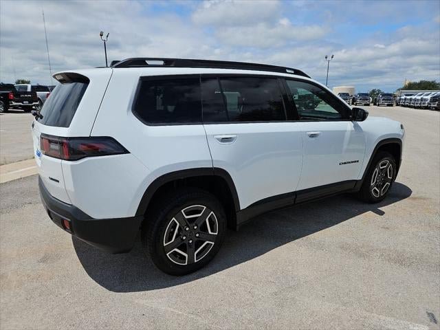 New 2026 Jeep Cherokee Laredo AWD/4WD image 38