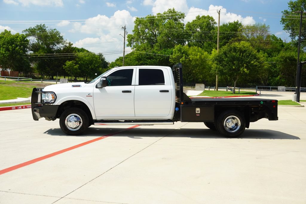 Used 2024 RAM 3500 Tradesman w/ Chrome Appearance Group AWD/4WD image 2