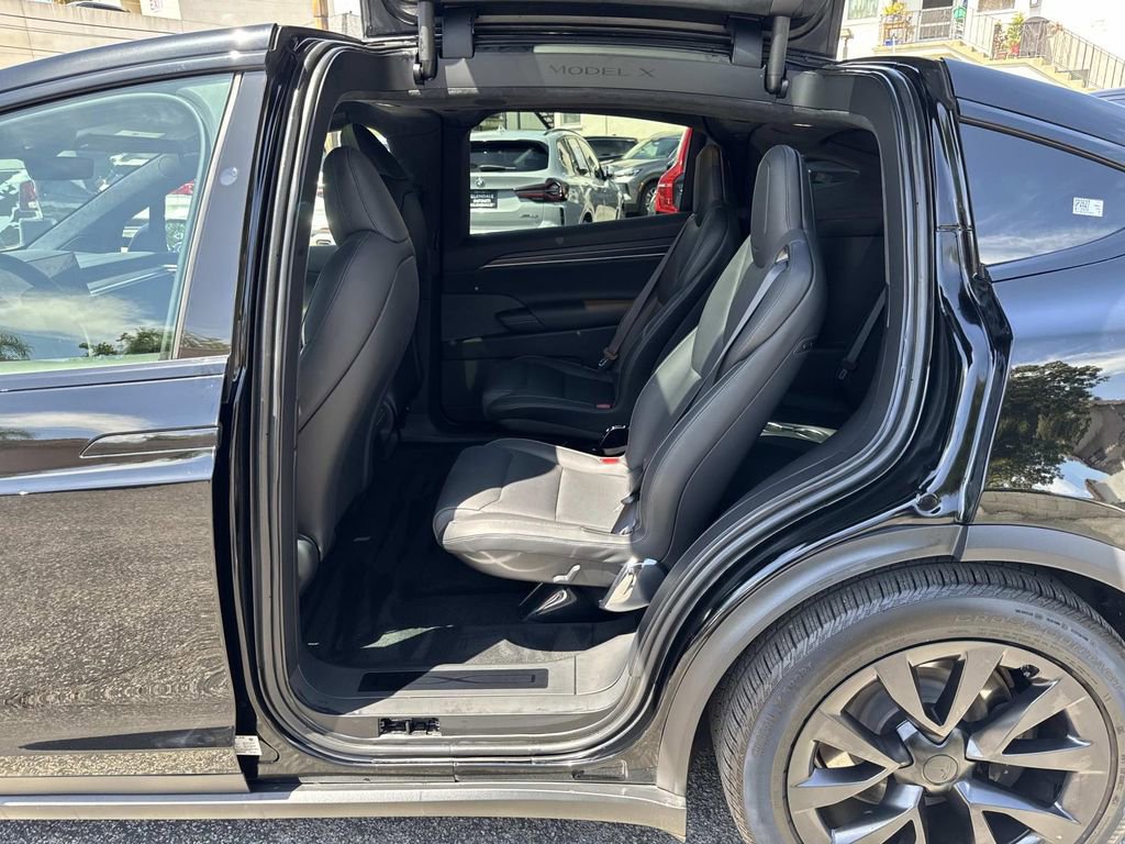 Used 2022 Tesla Model X Plaid AWD/4WD image 8