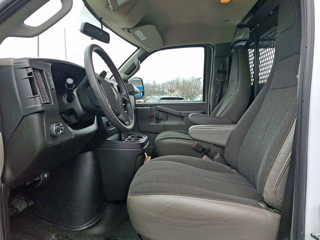 Certified 2024 Chevrolet Express 2500 w/ Driver Convenience Package image 12