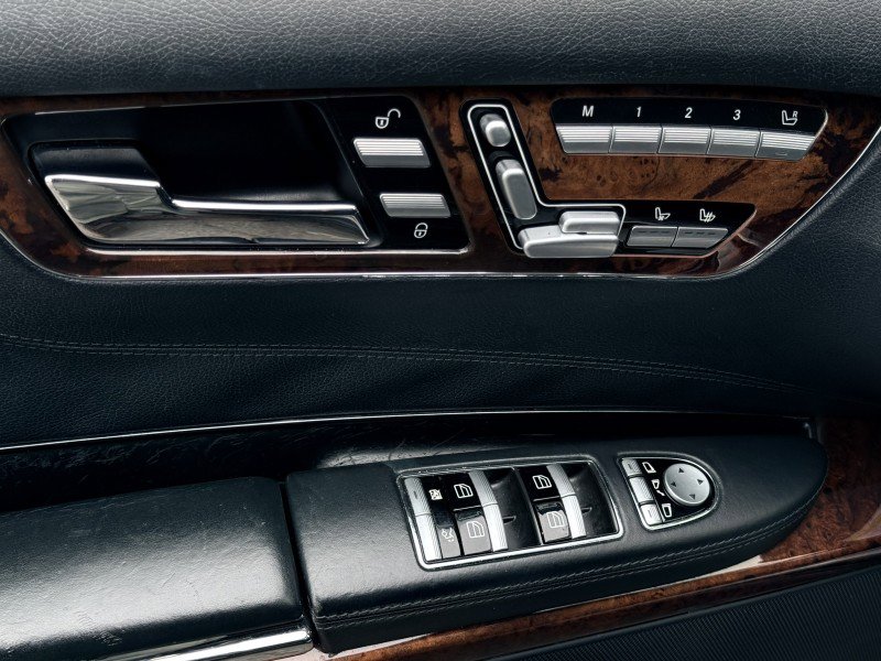 Used 2010 Mercedes-Benz CL 550 4MATIC image 53