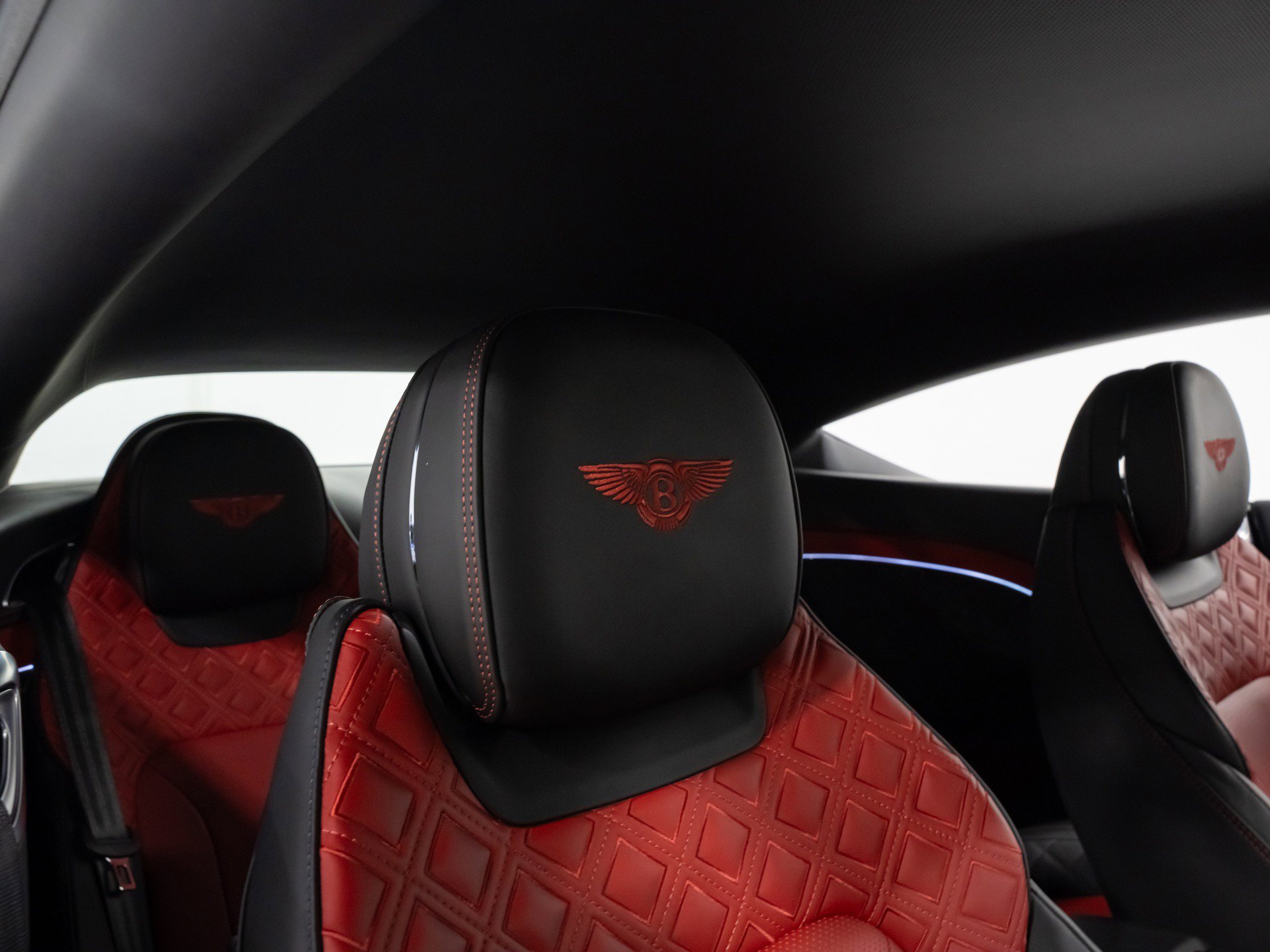 Used 2020 Bentley Continental GT V8 image 59