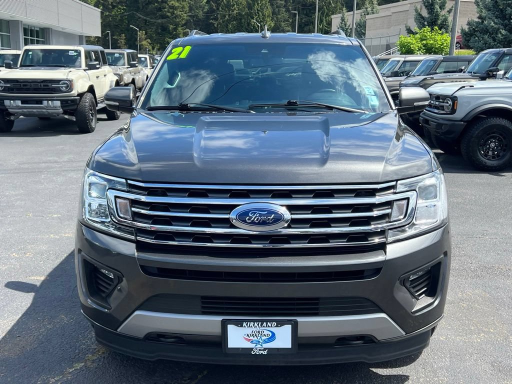 Used 2021 Ford Expedition XLT w/ Equipment Group 202A AWD/4WD image 5