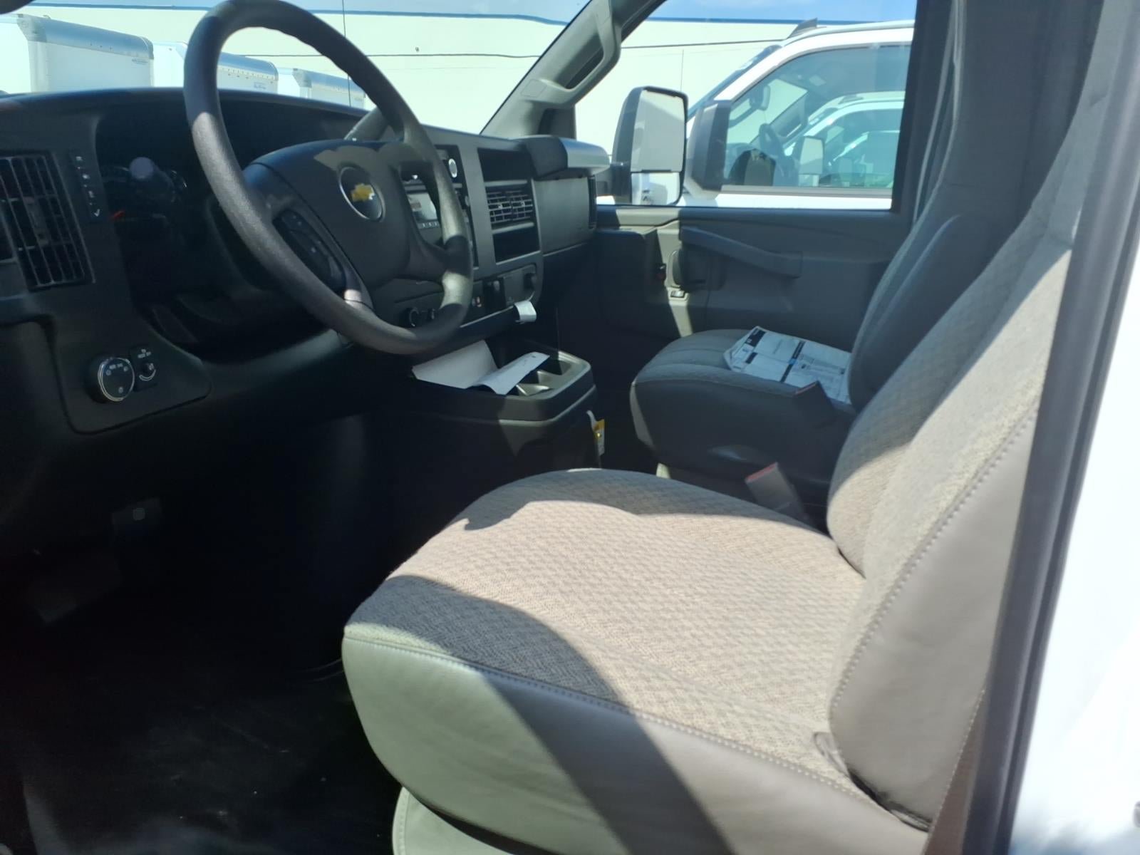 New 2026 Chevrolet Express 4500 w/ Power Convenience Package RWD image 8