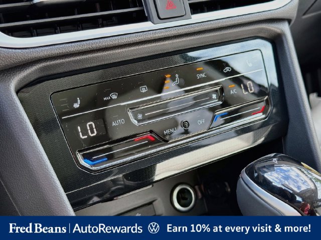 New 2026 Volkswagen Taos SE AWD/4WD image 13