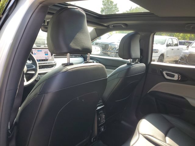 New 2026 Jeep Compass Limited w/ Sun, Sound & Navigation Group AWD/4WD image 11