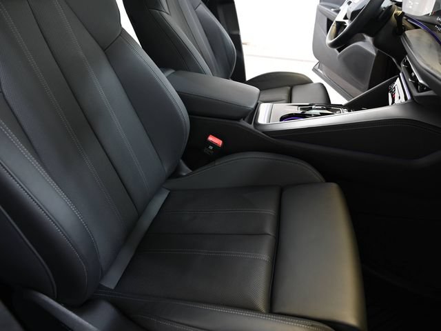 Used 2025 Audi Q5 Premium Plus w/ Premium Plus AWD/4WD image 27