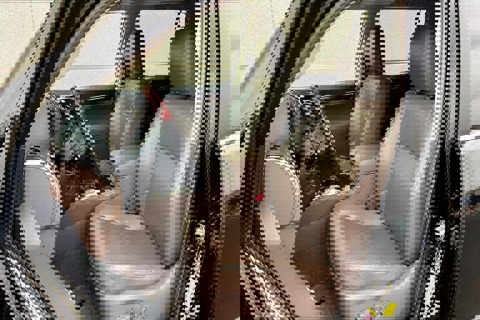 Used 2017 Lexus GX 460 Premium w/ Premium Package image 8