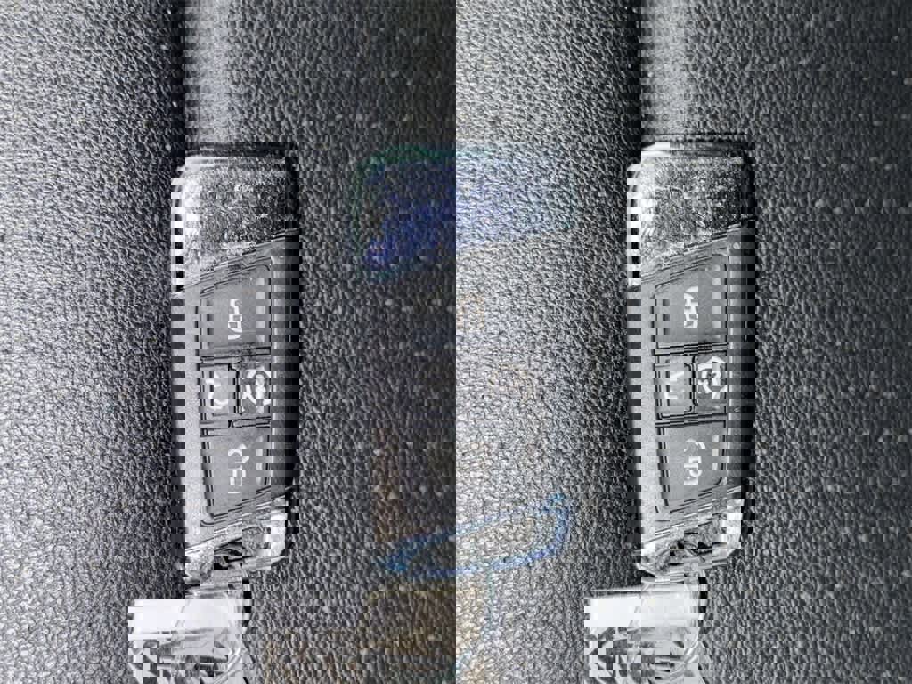 Used 2022 Volkswagen Atlas Cross Sport SE image 28