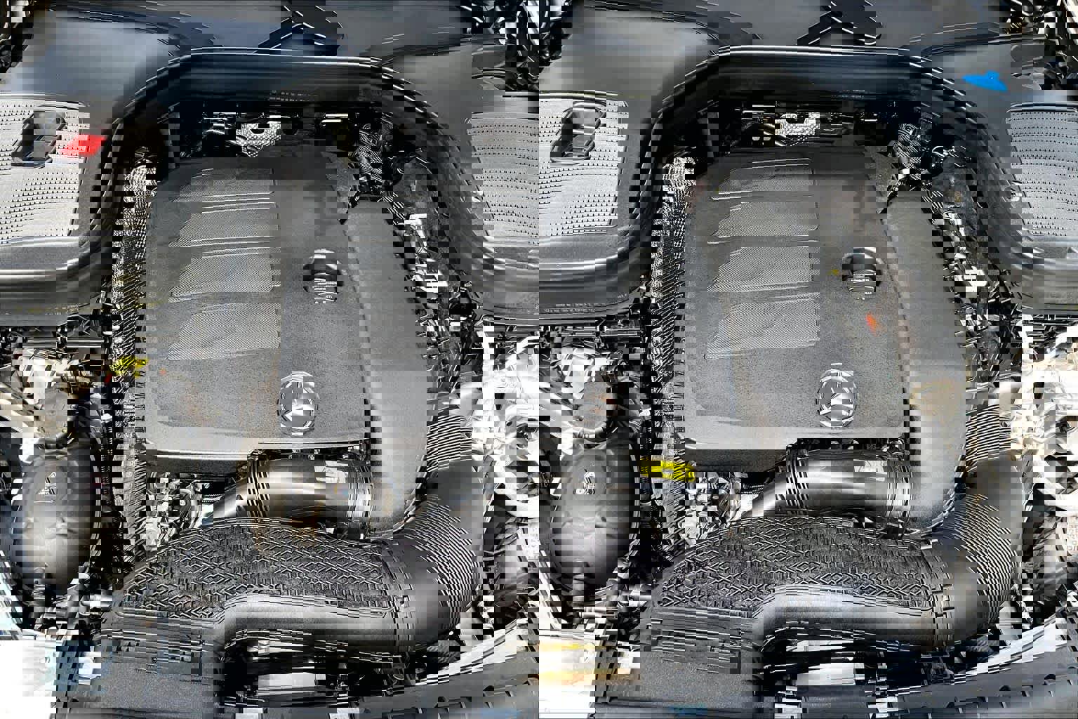 Used 2022 Mercedes-Benz GLC 300 image 31