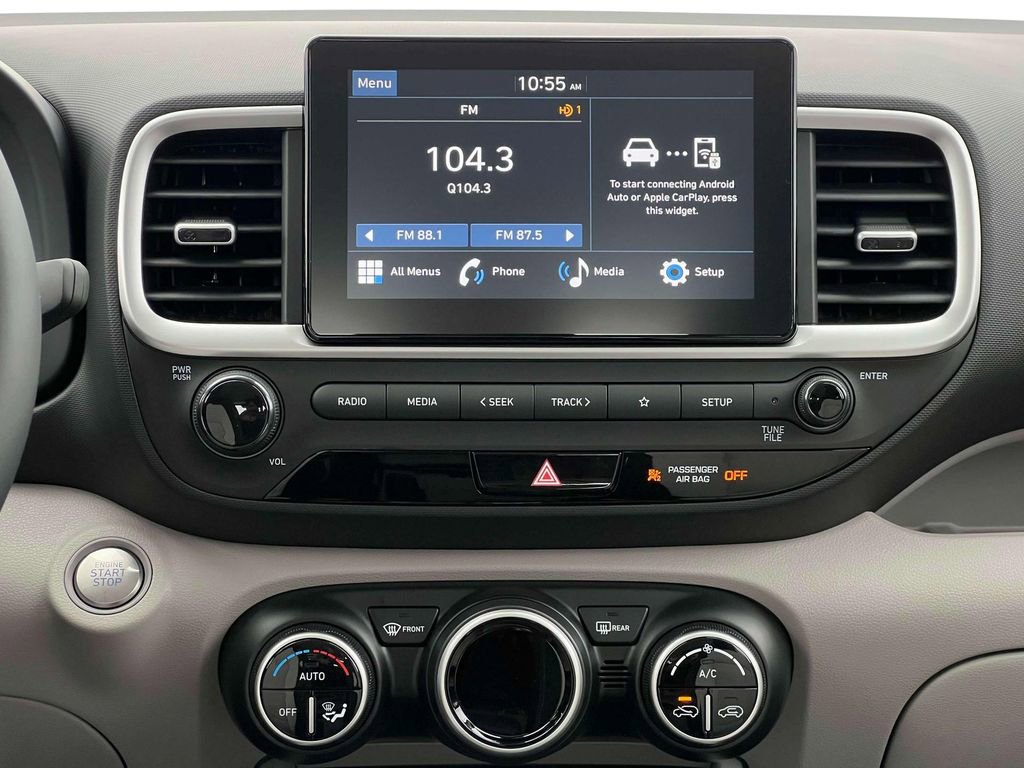 New 2025 Hyundai Venue SEL FWD image 19