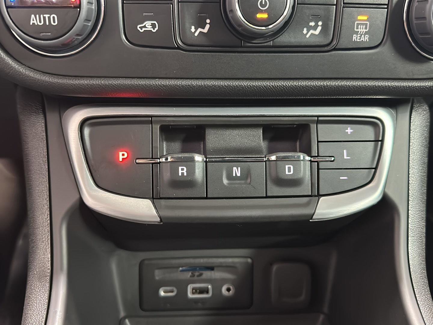 Used 2024 GMC Terrain SLT w/ LPO, Floor Liner Package image 14