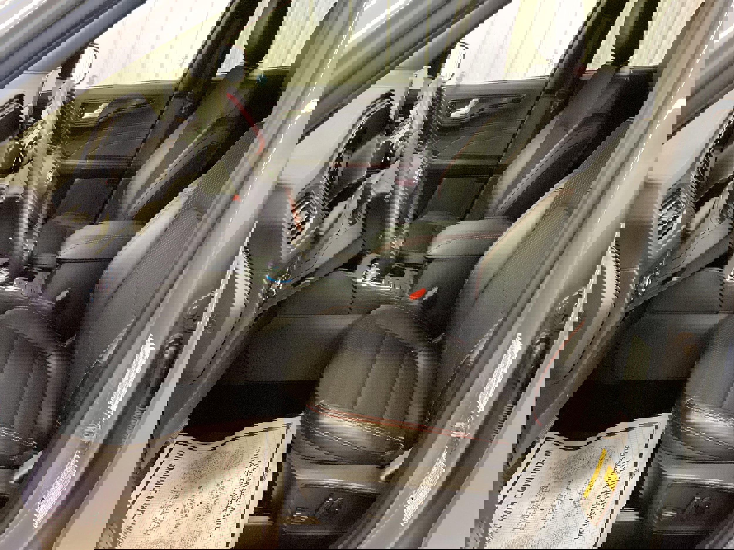 Used 2025 Ford Escape ST-Line Elite image 14