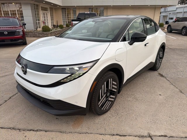 New 2026 Nissan Leaf SV+ w/ Floor Mat Package (SV+) image 2