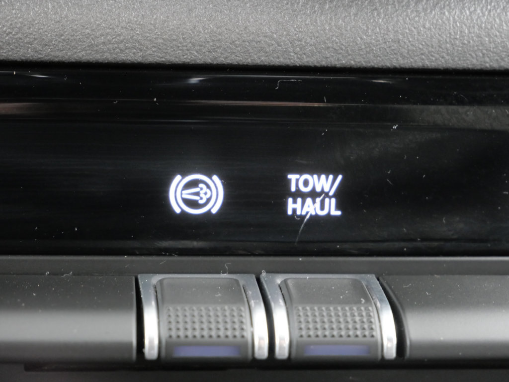 Used 2024 RAM 3500 Big Horn AWD/4WD image 21