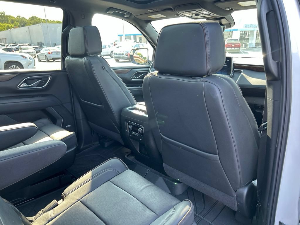 Used 2024 Chevrolet Tahoe High Country AWD/4WD image 38