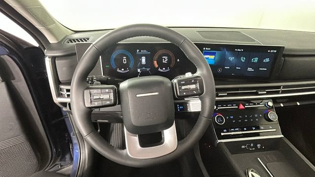 Used 2026 Hyundai Santa Fe SEL AWD/4WD image 15