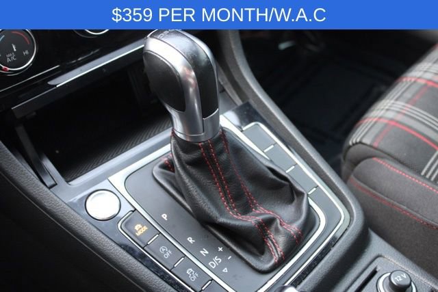 Used 2018 Volkswagen GTI SE image 40