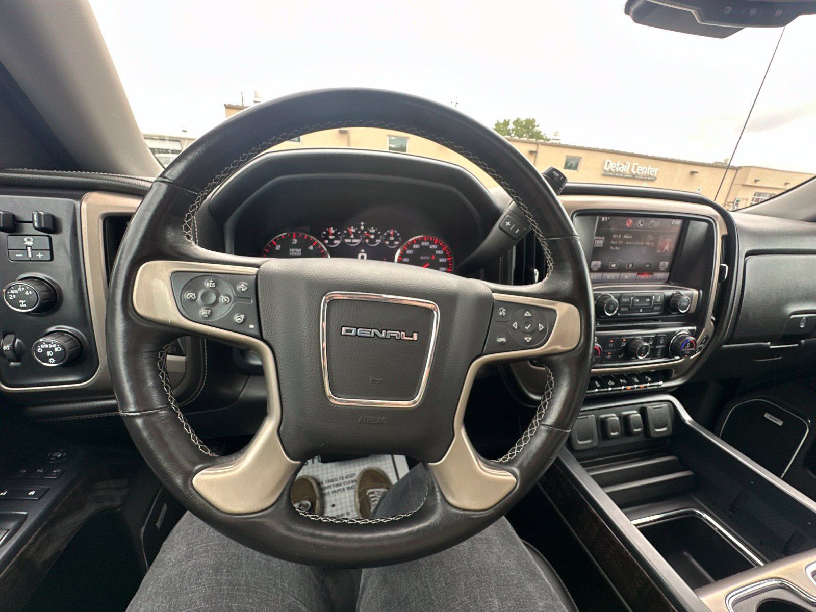 Used 2015 GMC Sierra 1500 Denali AWD/4WD image 47