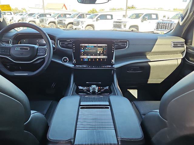 Used 2024 Jeep Wagoneer Series II w/ Convenience Group I image 10