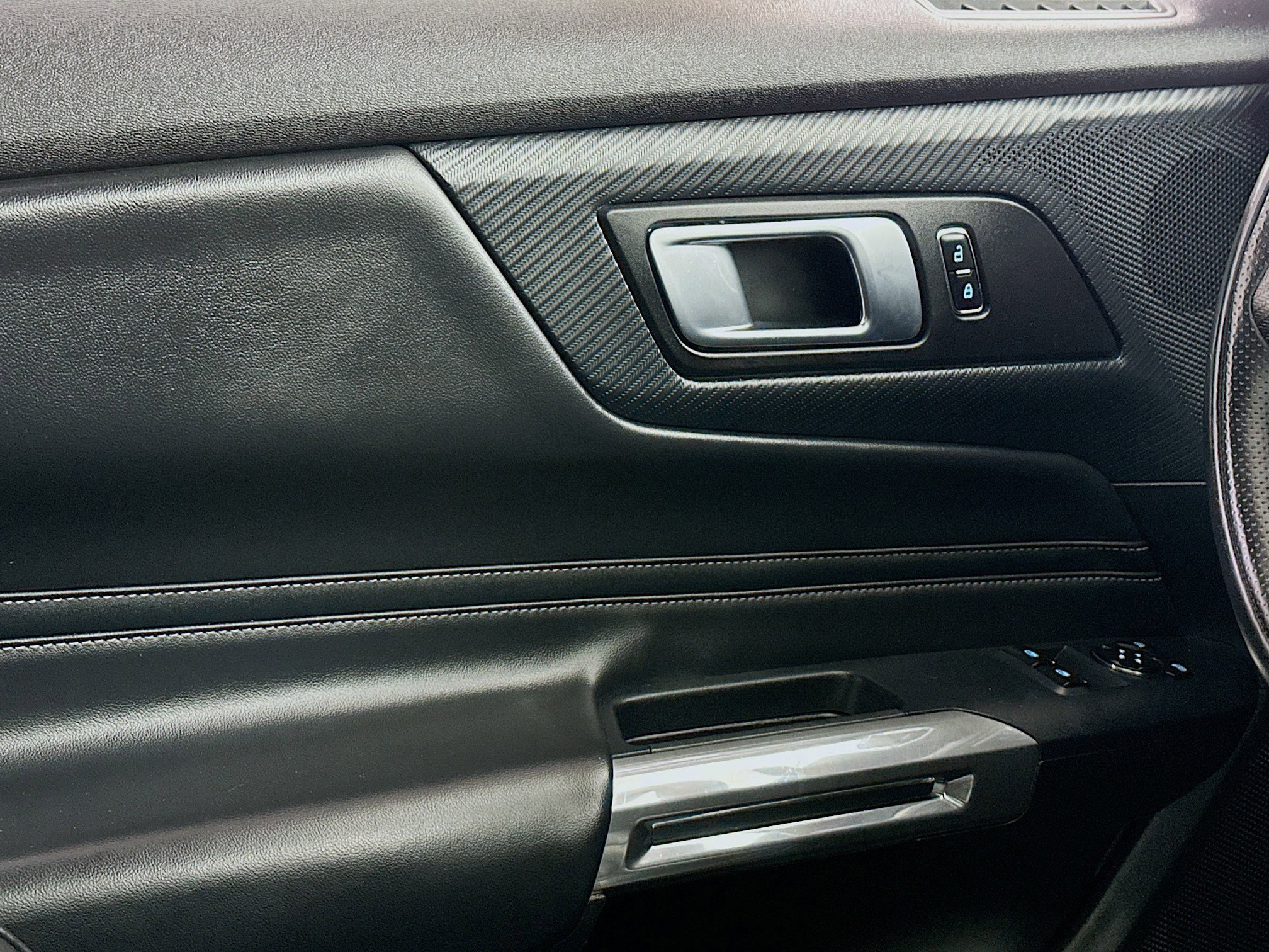 Used 2024 Ford Mustang GT Premium w/ GT Performance Package image 15