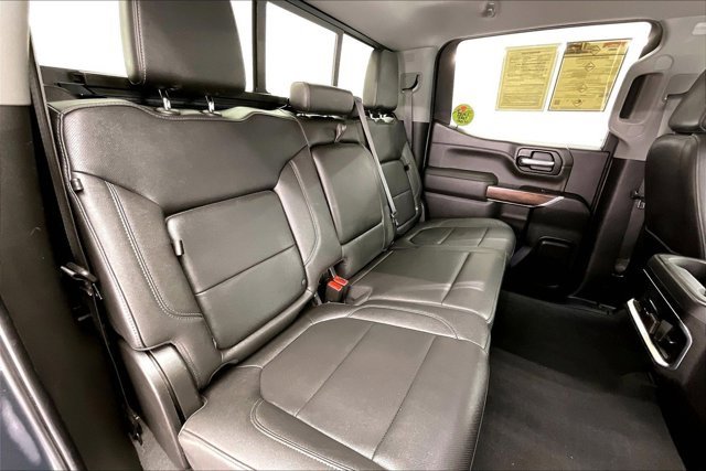 Used 2022 GMC Sierra 1500 SLT w/ SLT Premium Package image 18