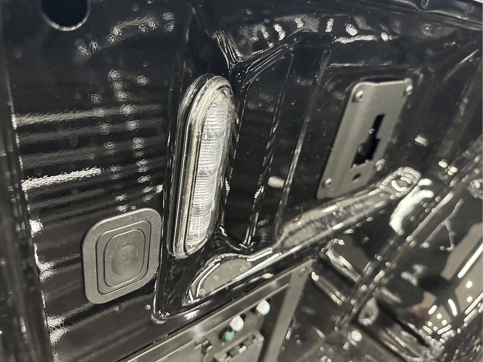 New 2023 Ford F150 Lightning Platinum AWD/4WD image 15