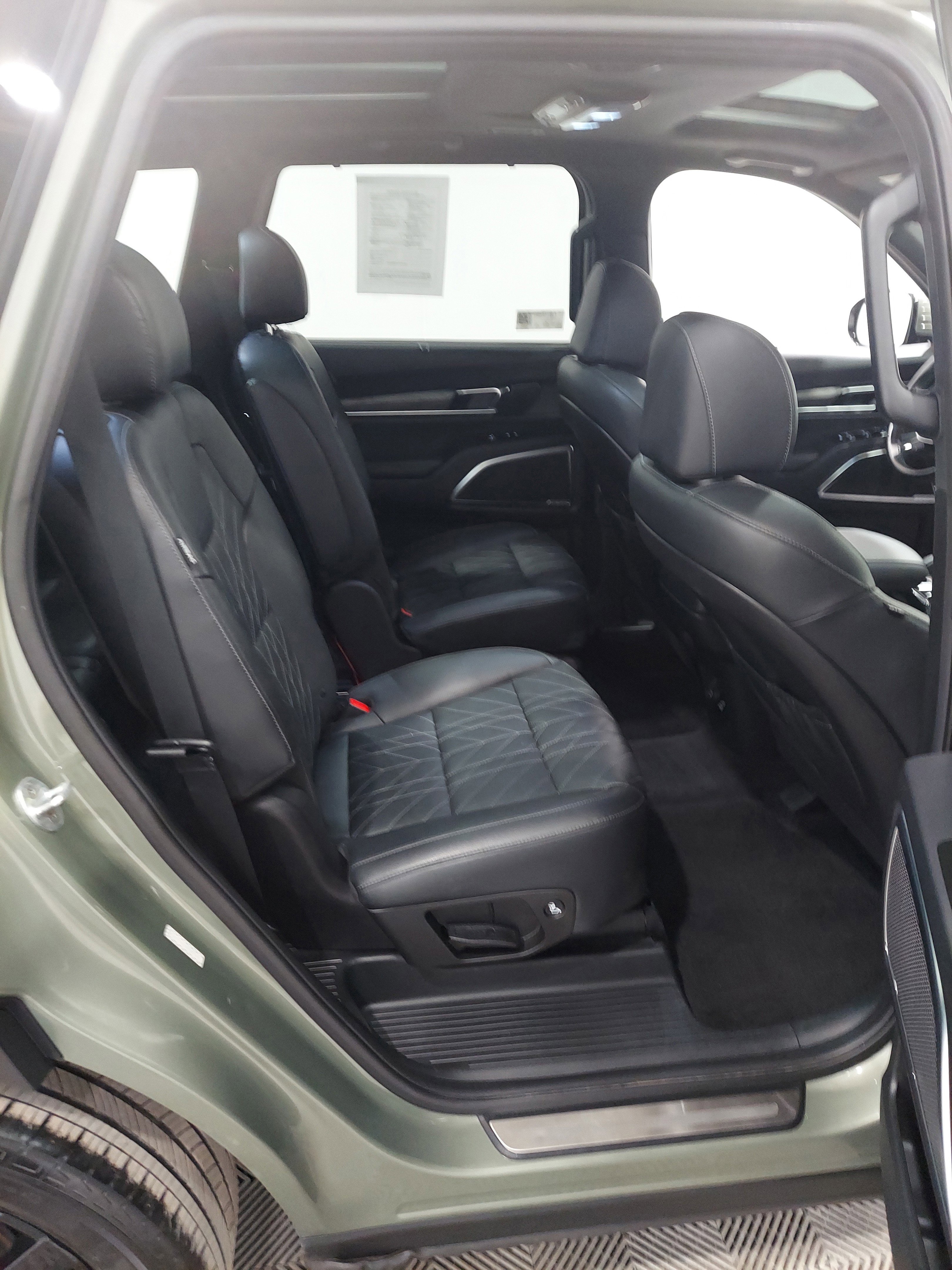 Used 2023 Kia Telluride SX AWD/4WD image 19
