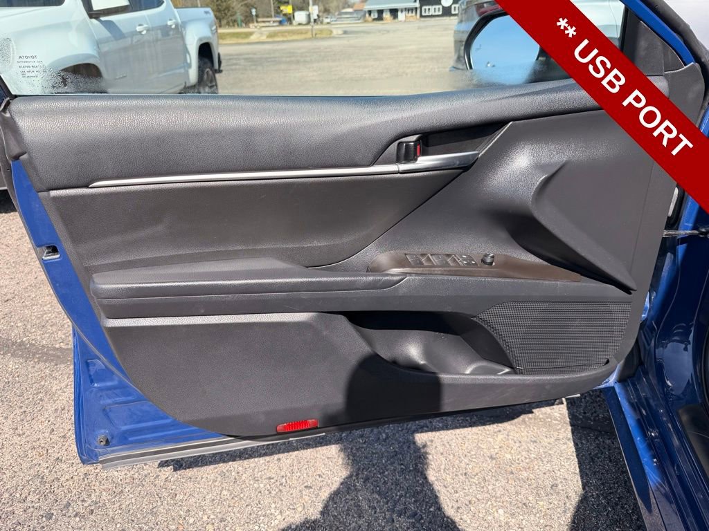 Used 2023 Toyota Camry LE FWD image 11