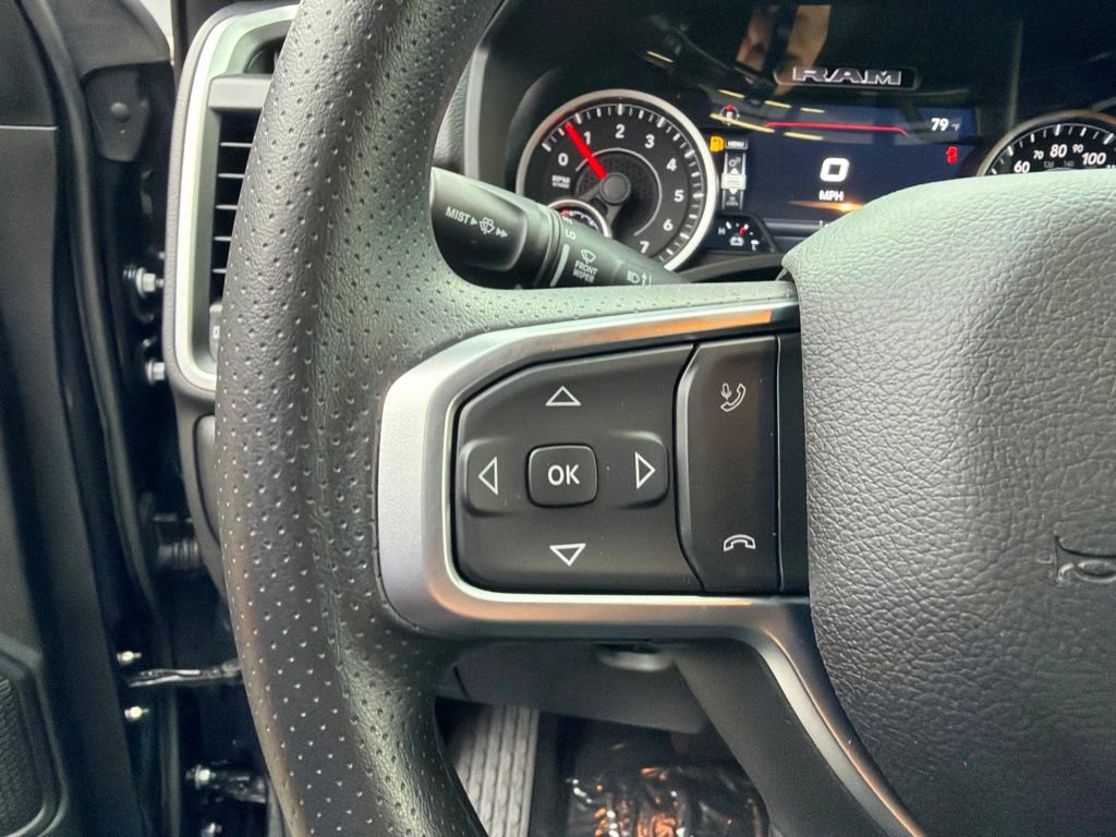 New 2026 RAM 1500 Express AWD/4WD image 19