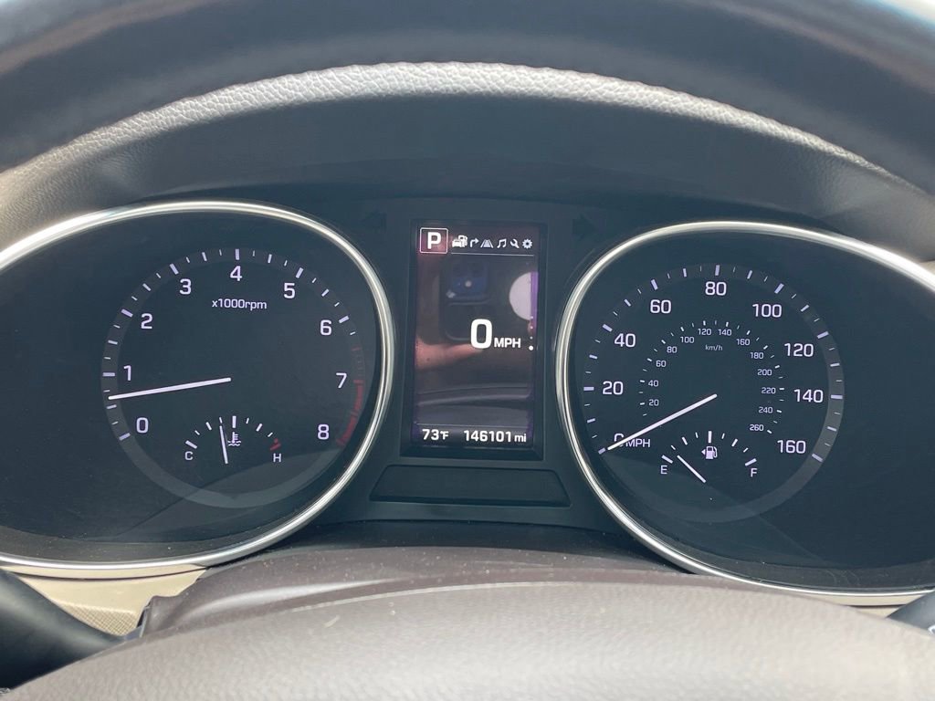 Used 2017 Hyundai Santa Fe Limited AWD/4WD image 12