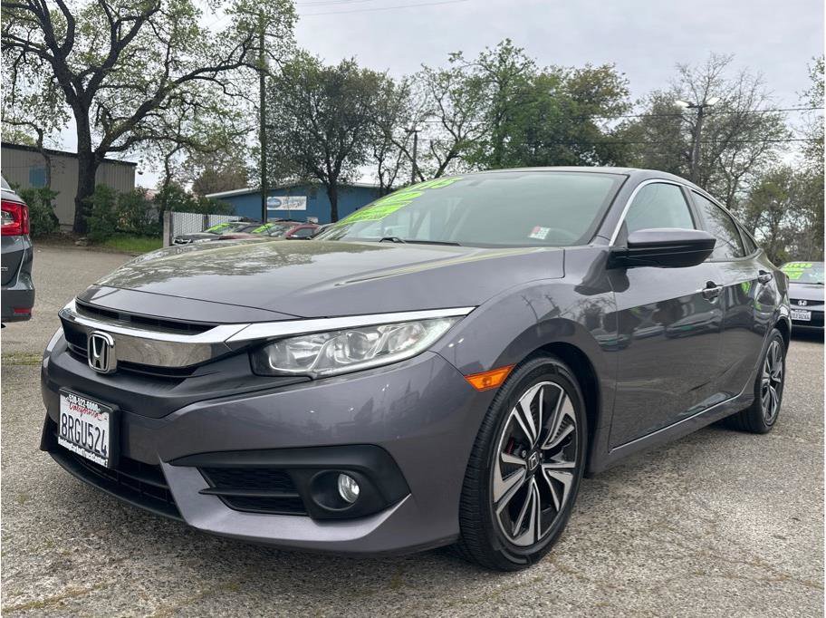 Used 2017 Honda Civic EX-T image 3