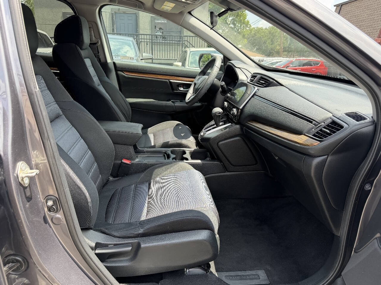 Used 2019 Honda CR-V EX image 17