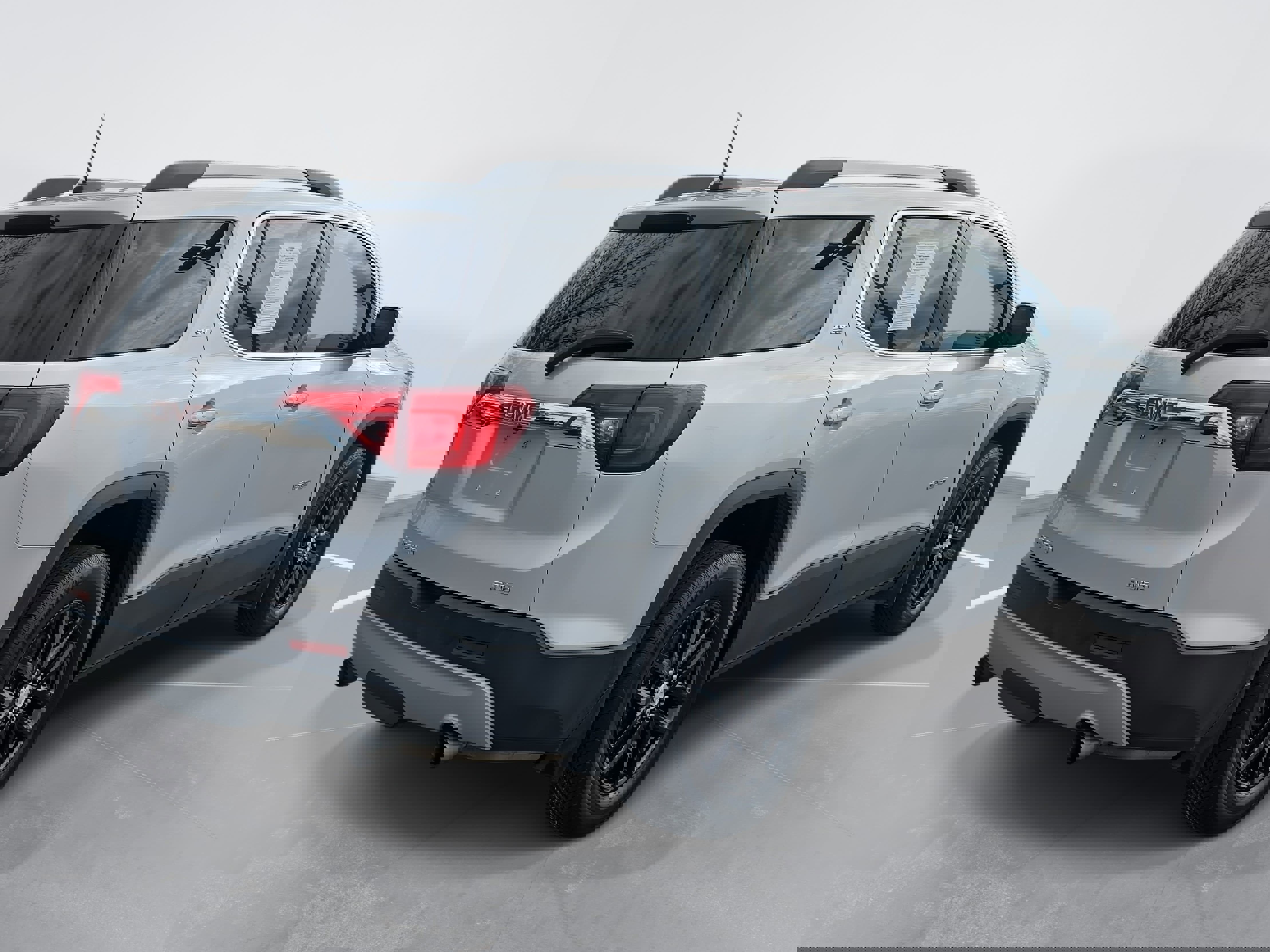 Used 2018 GMC Acadia SLT image 5